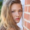 Lili Sepe as Kelly Height