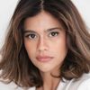 Arianne Botelho as Silvia