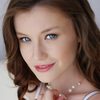 Tania Fox as Gloria