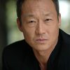 Victor J. Ho as Jiho