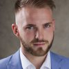 Vinnie Clarke as Aaron Bishop