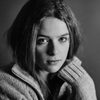 Elisa Nardini as Micky da giovane
