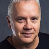 Tim Robbins as Tom Terp