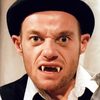 Jason Tompkins as Oscar