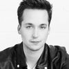 Jonathan Dubsky as Berg