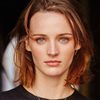 Airlie Dodds as Jess