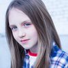 Willow McCarthy as Lisa Spencer
