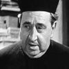 Luis Pérez de León as Don Cosme, el cura