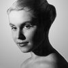 Nadine Basile as Rose, épouse du contonnier