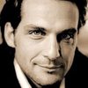 Robert Seeliger as Ray