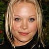 Alexandra Holden as Kelly