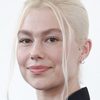 Phoebe Bridgers as Del