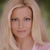 Julie Michaels as Denise