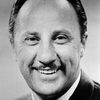 Dick Wilson as Store Manager