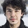 Ahmad Khan Mahmoodzada as Young Hassan