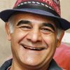 Siavash Cheraghipour as Ali