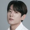 Kwak Si-yang as Hyeon-soo