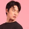 Hwang Ji-hoo as Webtoon Live-Action Narrator