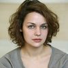 Luise Heyer as Liv