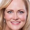 Carolyn Crow Koskan as Secretary Reid
