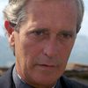 Fernando Hilbeck as Barry