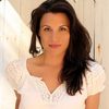 Jennifer Carta as Rachel - Dan's Fiancée