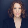 Eva Kaminsky as Jill