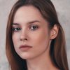 Polina Davydova as Aya