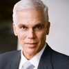 Amir Aboulela as Patron