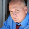 Eddie Driscoll as Courier