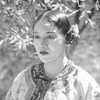 Lady Tsen Mei as Li-Ti