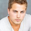 Edward Ruttle as Everett