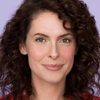 Whitney Rice as Leslie