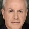 Mark Pettit as Fischer