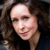 France Perras as Carla (voice)