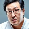 Hyun Bong-sik as Detective Park