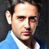 Amirhossein Arman as Soldier