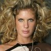 Rachel Hunter as Lily Helms
