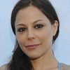Naike Rivelli as Elena