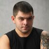 Anatoli Otradnov as Beef