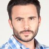 Juan Pablo Raba as Carlos