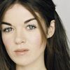 Jade Ramsey as Anna Abbey