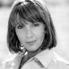 Clotilde Joano as Janine Boitard, journalist
