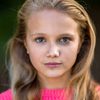 Tori Ellen Ross as Young Saraya (as Tori Ross)