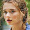 Ulyana Vaskovich as Vika