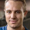 Eliot Schwartz as Marty (as Eliot Benjamin)