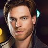Max Aria as Leo Karst