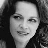 Laura Antonelli as The Businesswoman