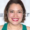 Vanessa Aspillaga as Manuela
