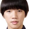 Aoi Shimoyama as Shingo Kuwabata